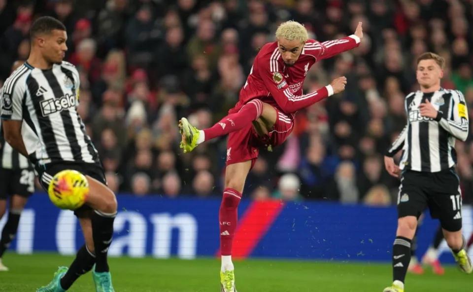 BOB半岛体育官方网站-23岁的他成斯洛特走向复兴的保障：射术精湛能力全面，姆巴佩点赞